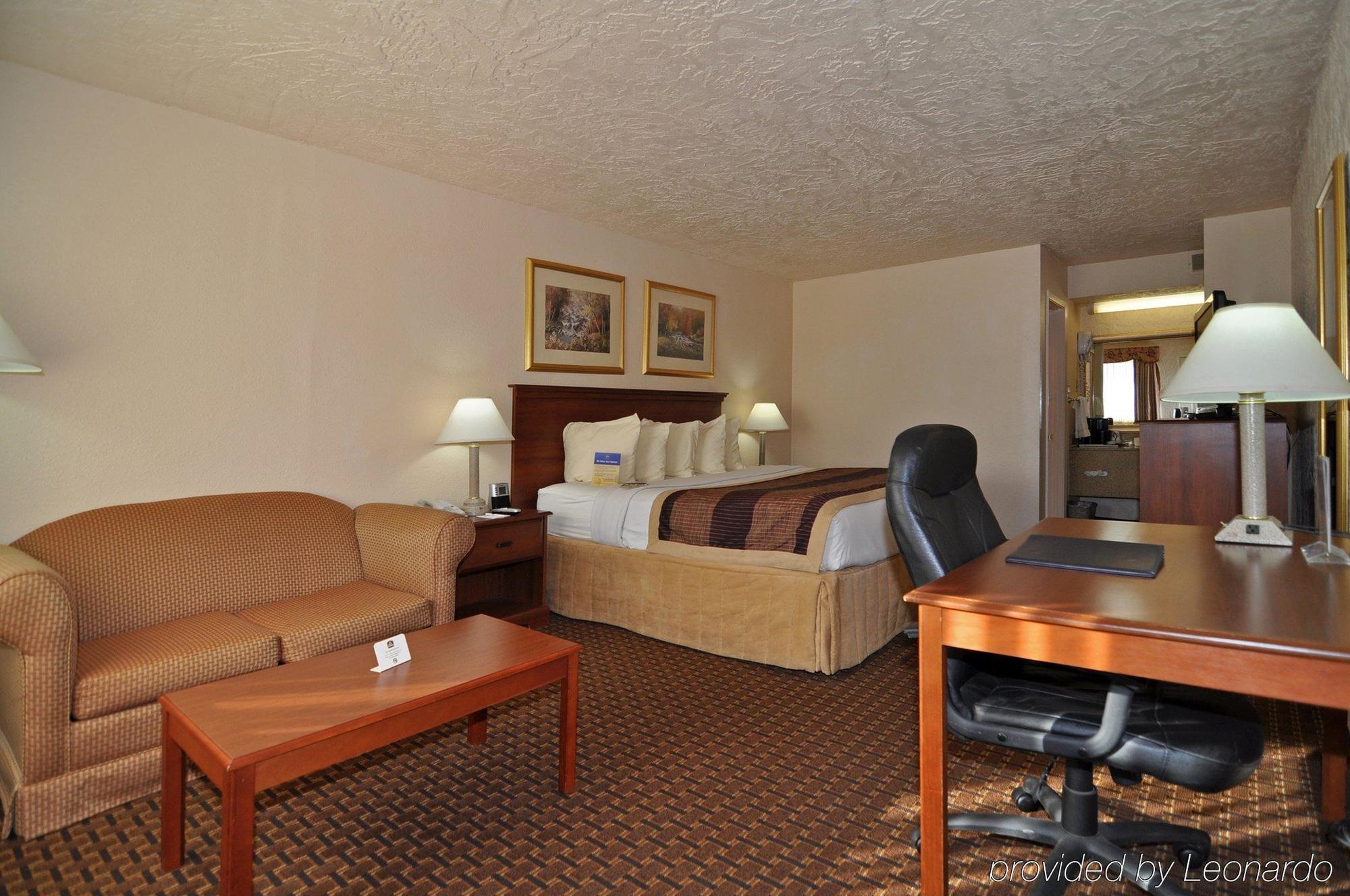 Quality Inn Clinton North Eksteriør bilde