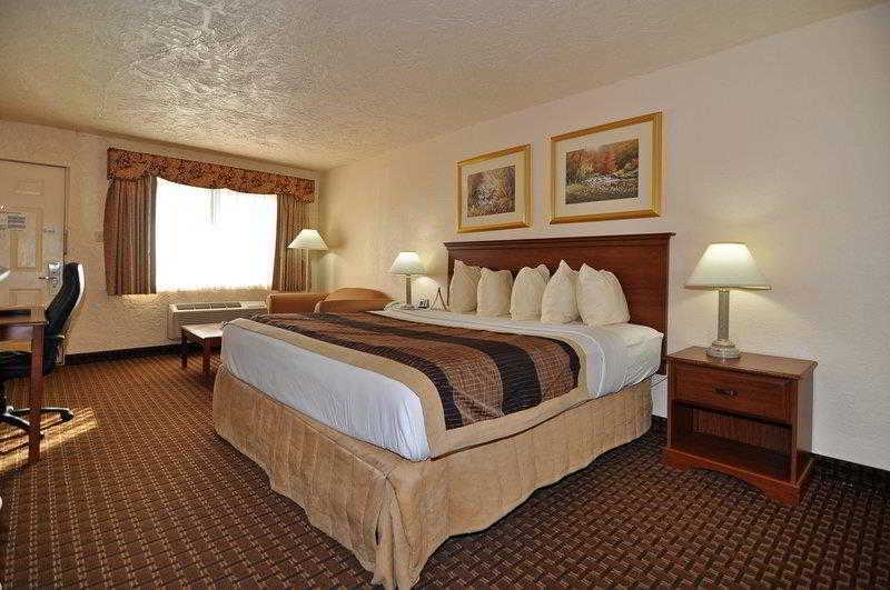 Quality Inn Clinton North Eksteriør bilde